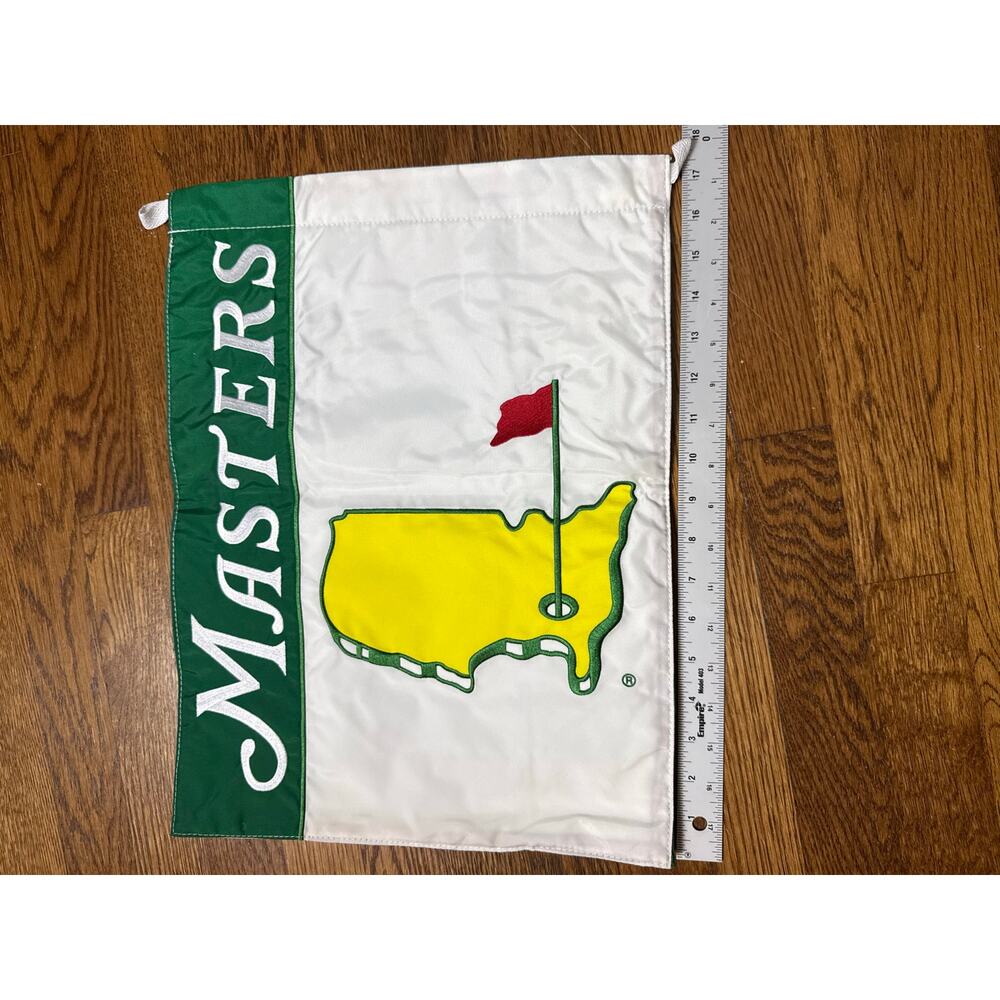 Masters Small Flag - Picture 3 of 6